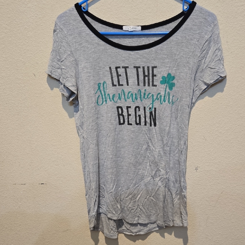 Maurices Heather Gray Tee with Black and Teal Accents